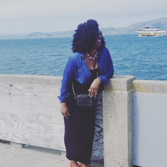 Miss Shechic - Picture 3 of 3